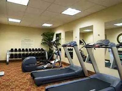 Hilton Garden Hotel 3*