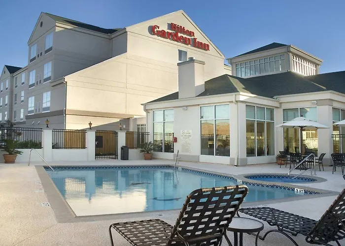 Hilton Garden 3*